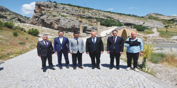 Vali Küçük, Cendere Köprüsü’nde incelemelerde bulundu